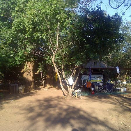 Copacopa Lodge And Conference Centre Thohoyandou Exterior photo